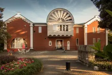 Gallery image